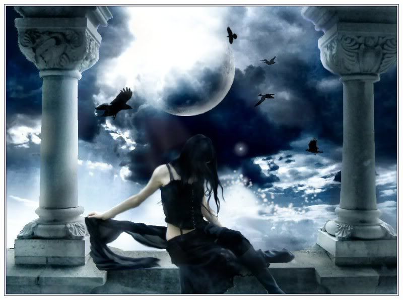 Gothic Girl- In The Moonlight
