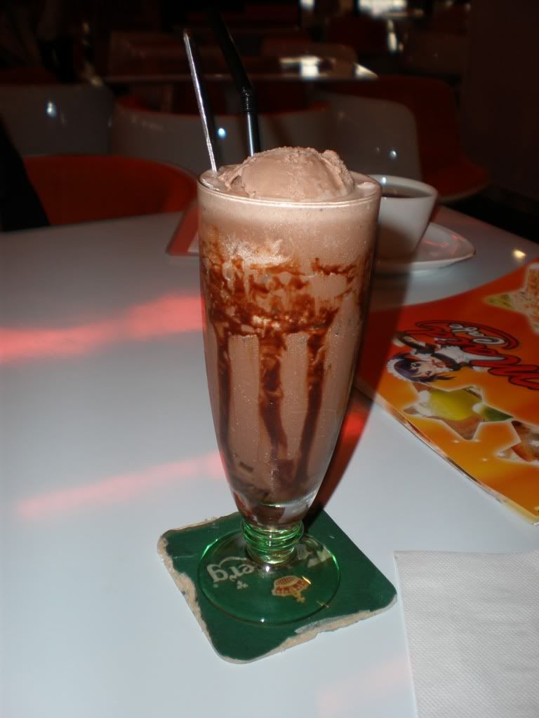 Maido Cafe