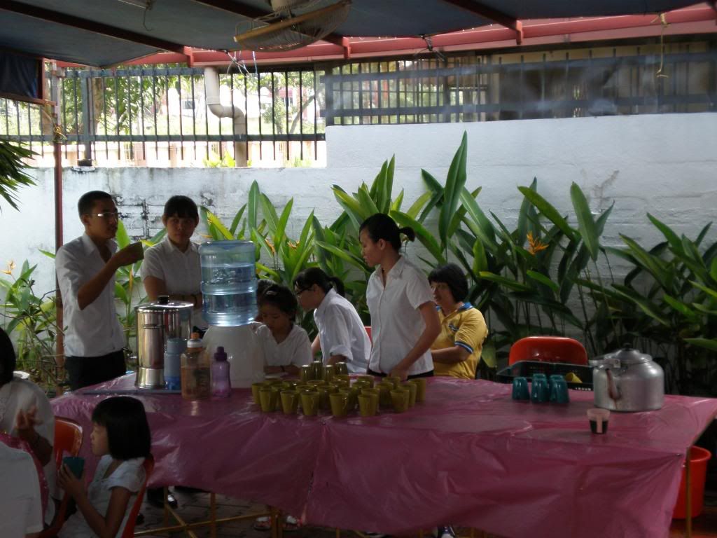 佛堂开法会