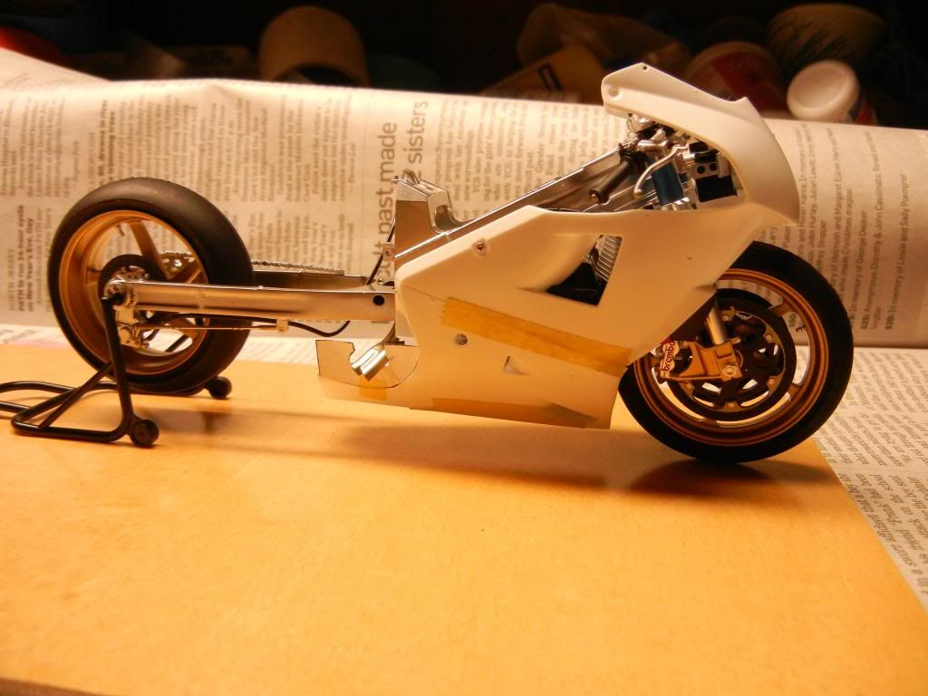 2000suzukirgv-tdragbike153_zps21b22293.jpg