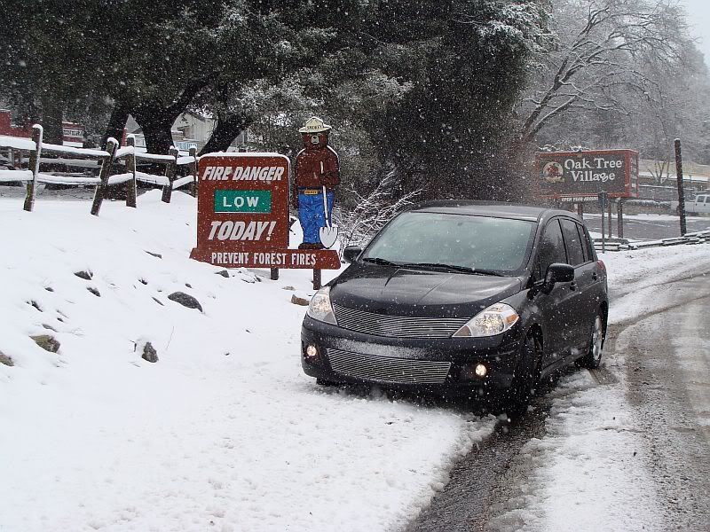 Nissan Versa Hatchback 2008. Nissan Versa Hatchback SL,