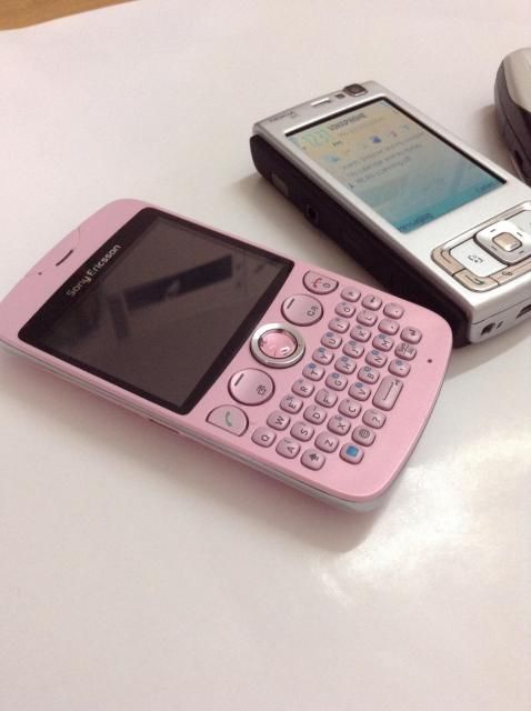 Nokia N95-2g likenew,6600 loằng ngoằng,Sony ck13i likenew,Nokia 6680+n72=500k - 2