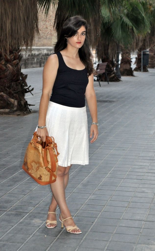 alviero martini map bag, something fashion, zara, white skirt, summer outfit