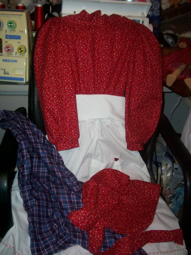 Kirsten's School dress complete