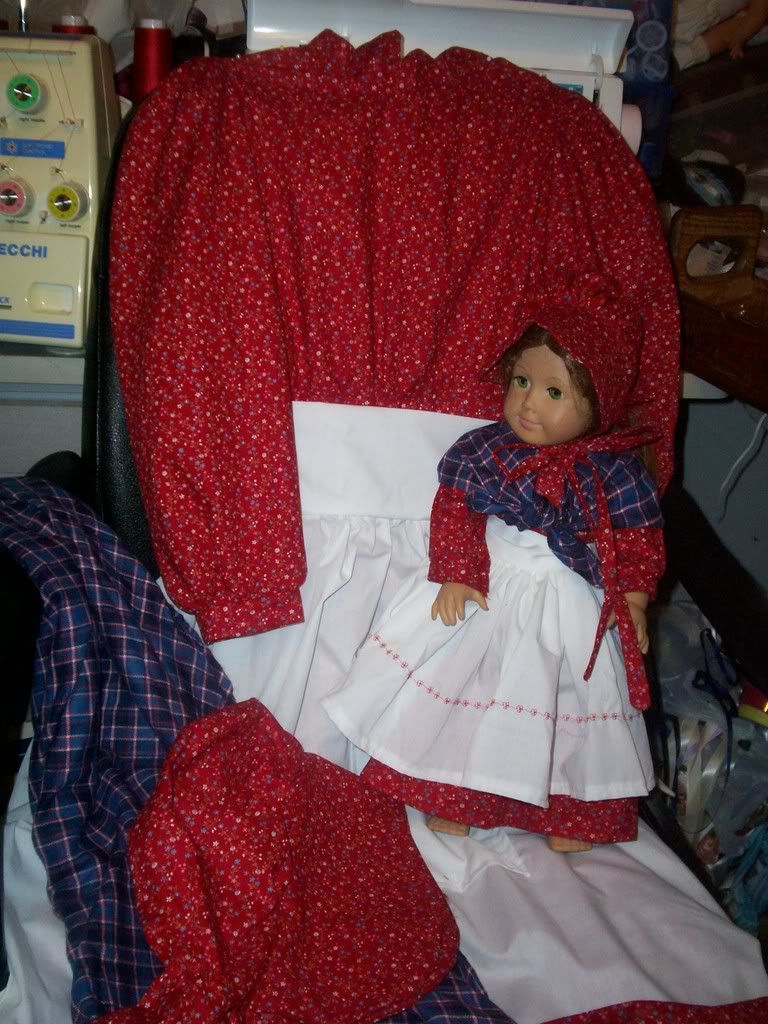 Kirsten's school dress Girl/doll complete