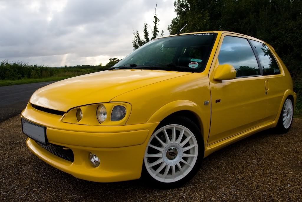 Yellow R32