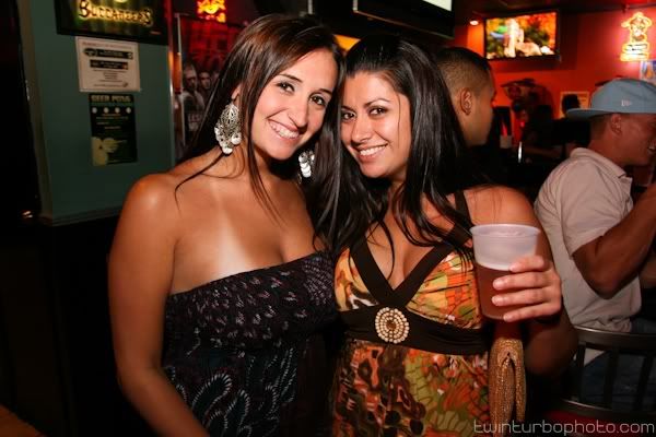 IMAGE: http://i231.photobucket.com/albums/ee313/twinturbo_photo/IMG_2386.jpg