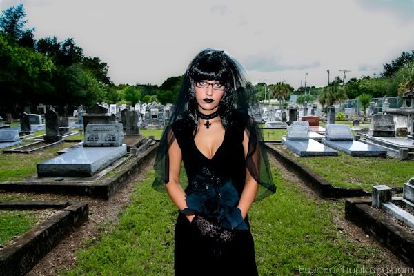 IMAGE: http://i231.photobucket.com/albums/ee313/twinturbo_photo/IMG_4689.jpg