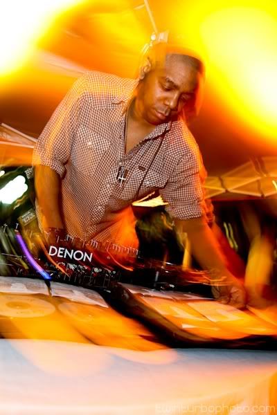 IMAGE: http://i231.photobucket.com/albums/ee313/twinturbo_photo/IMG_7910.jpg