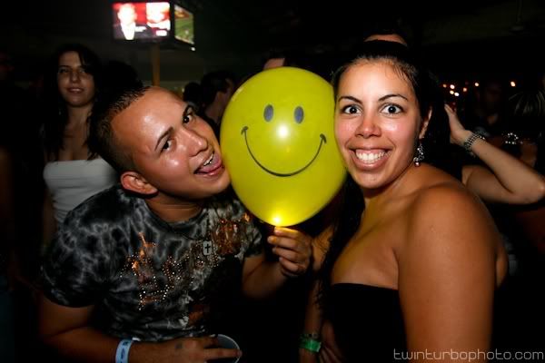 IMAGE: http://i231.photobucket.com/albums/ee313/twinturbo_photo/IMG_8002.jpg