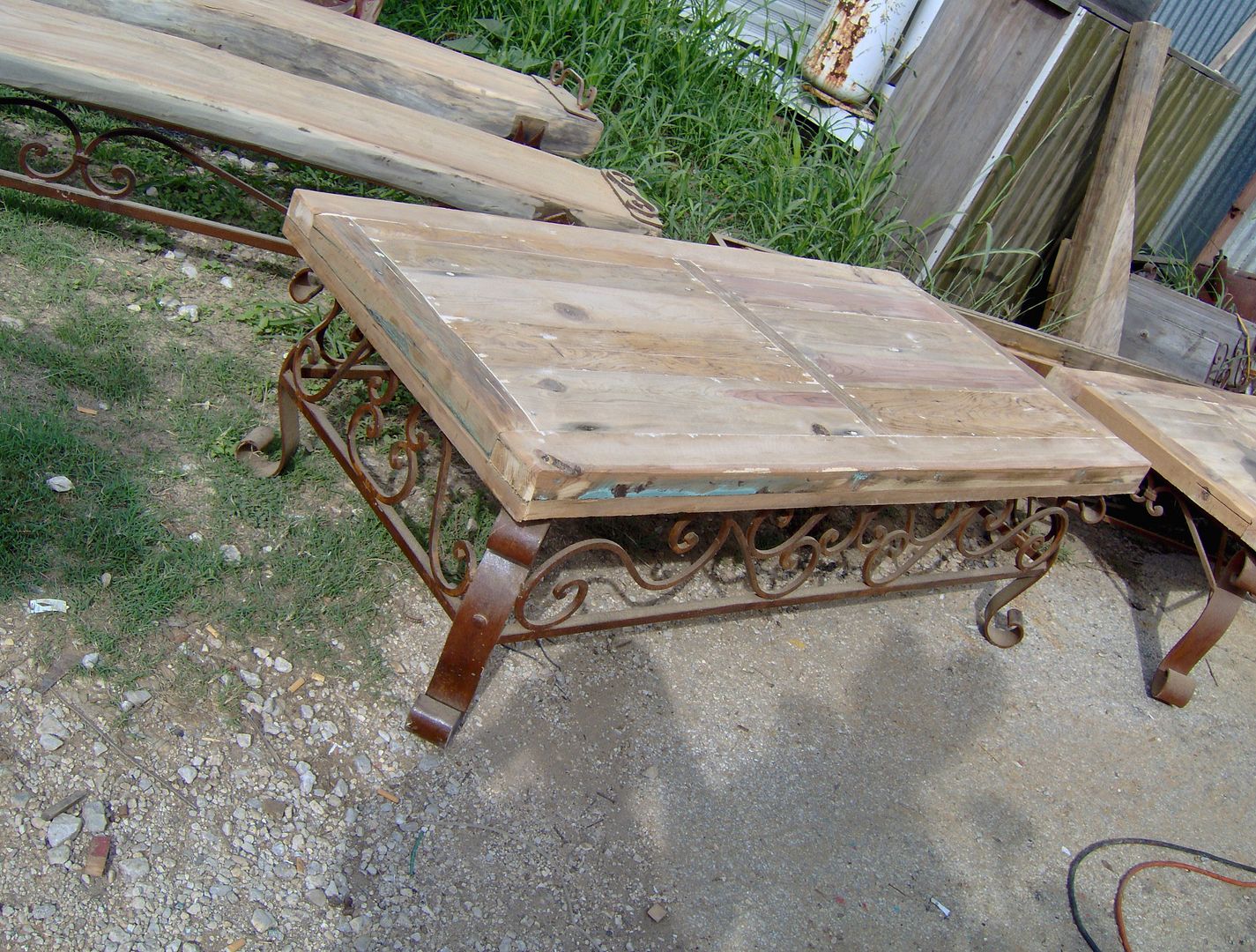 Iron Base Coffee Table © hardg23 rustic coffee table design plans