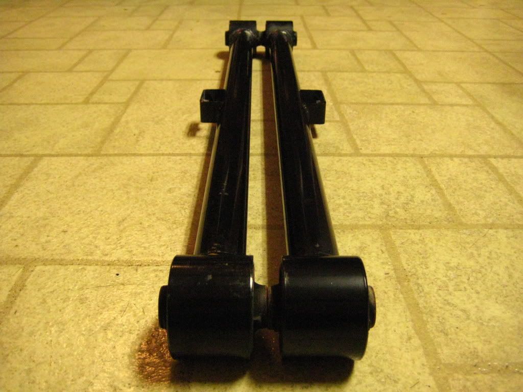 WTS OEM rear lower control arms Toyota FJ Cruiser Forum
