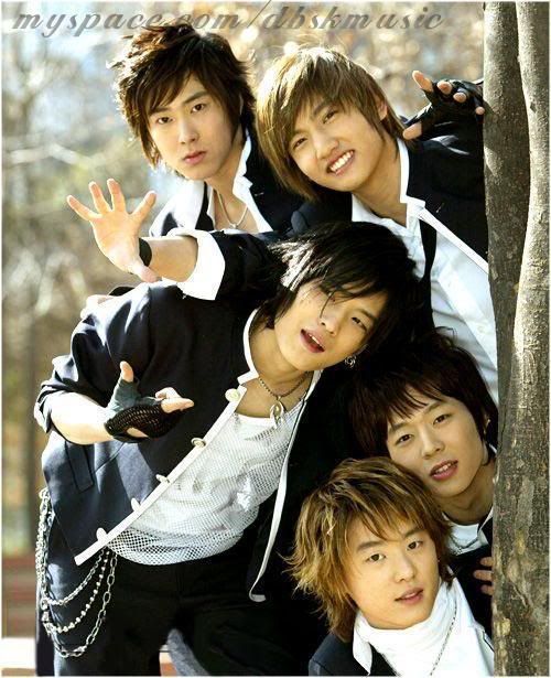 dbsk hug days Pictures, Images and Photos