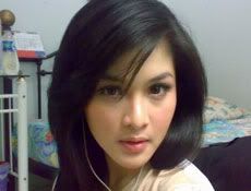 foto sandra dewi