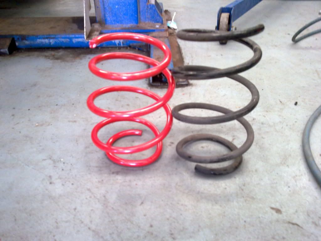 How to Fit lowering springs E46 19982005 Forums