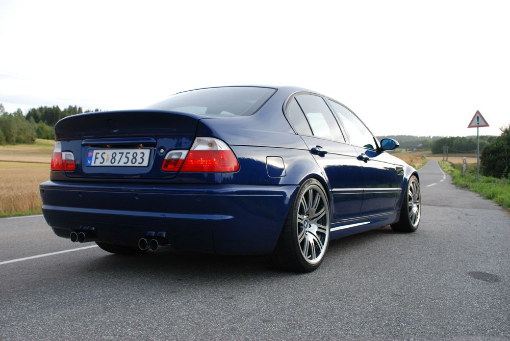 m3saloon_zps375325fd.jpg