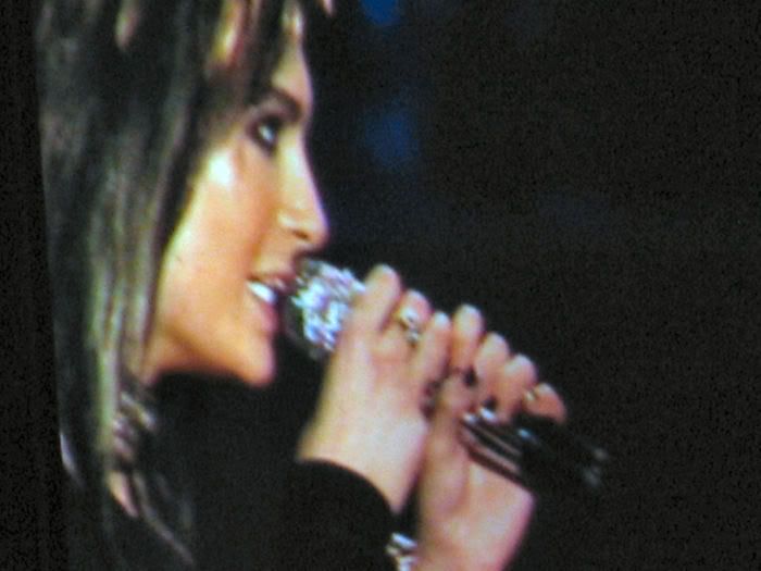 3103988mikrofonpm8.jpg picture by Ewellyn10