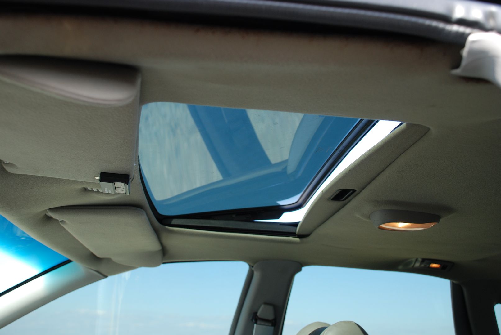 Post your MOONROOF pics | Chevy Impala SS Forum